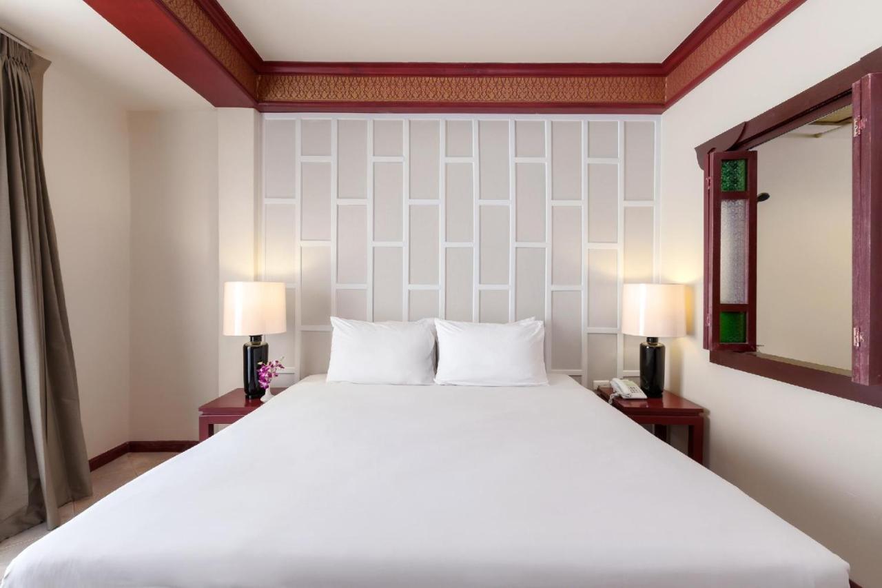 The Top Patong Resort. Luaran gambar