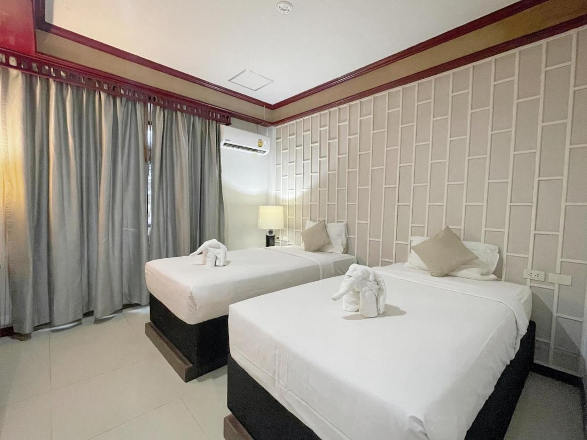 The Top Patong Resort. Luaran gambar