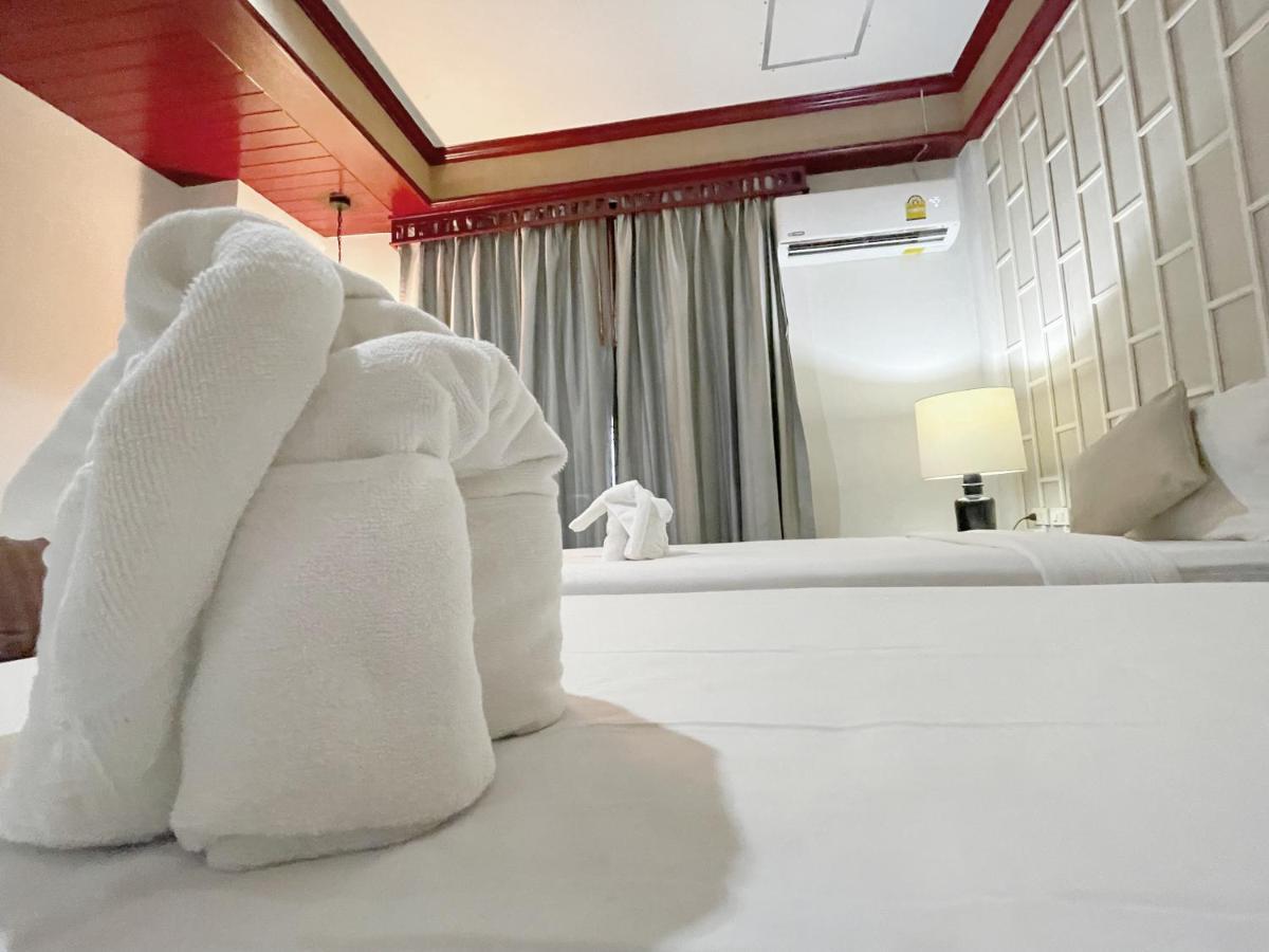 The Top Patong Resort. Luaran gambar